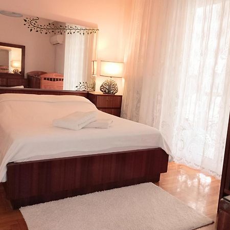 Charm & Comfort Near Petralona Station 아테네 외부 사진