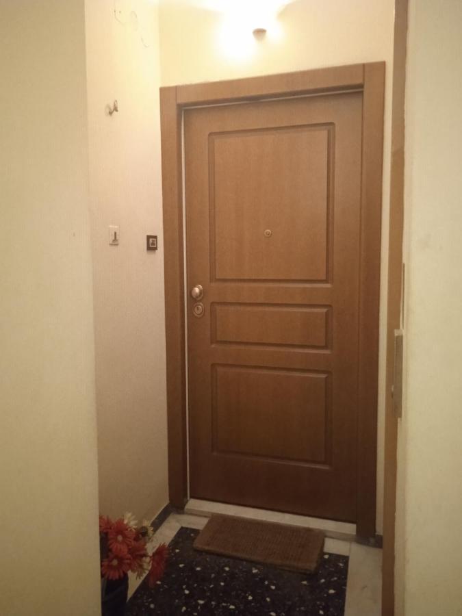 Charm & Comfort Near Petralona Station 아테네 외부 사진