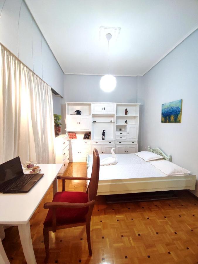 Charm & Comfort Near Petralona Station 아테네 외부 사진