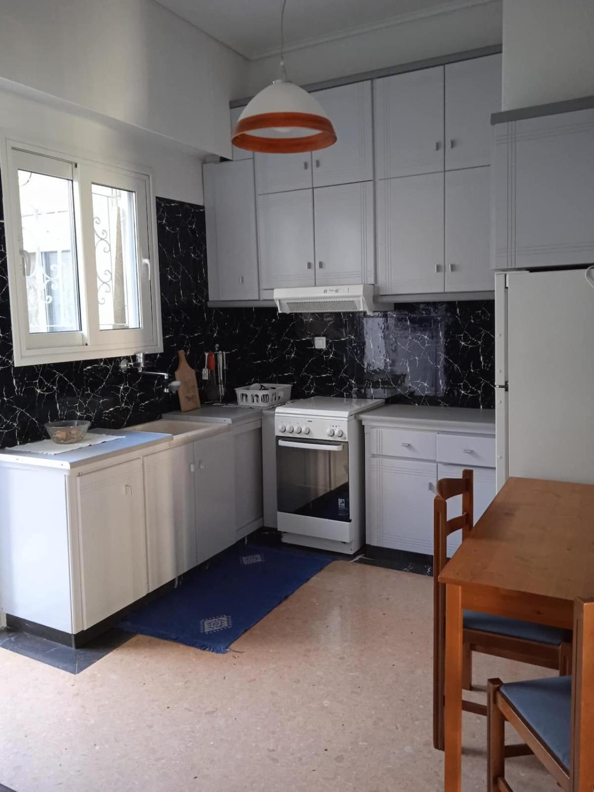 Charm & Comfort Near Petralona Station 아테네 외부 사진